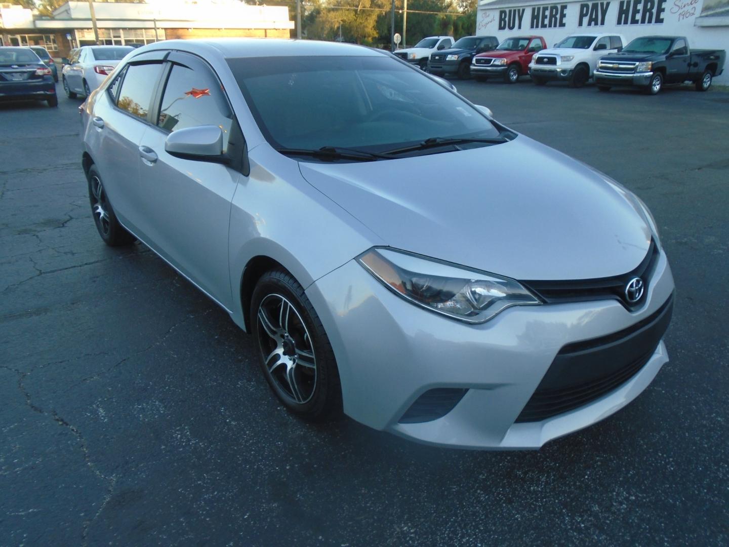 2014 Toyota Corolla (2T1BURHE3EC) , located at 6112 N Florida Avenue, Tampa, FL, 33604, (888) 521-5131, 27.954929, -82.459534 - Photo#2